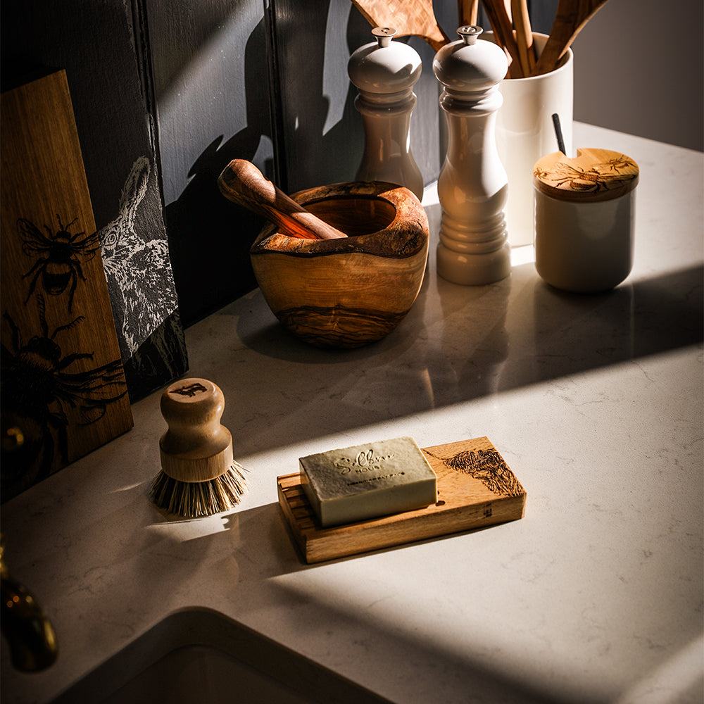 Highland Cow Oak Soap Dish and Soap Set