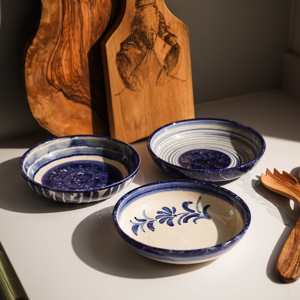 Ripple Medium Ceramic Serving Bowl