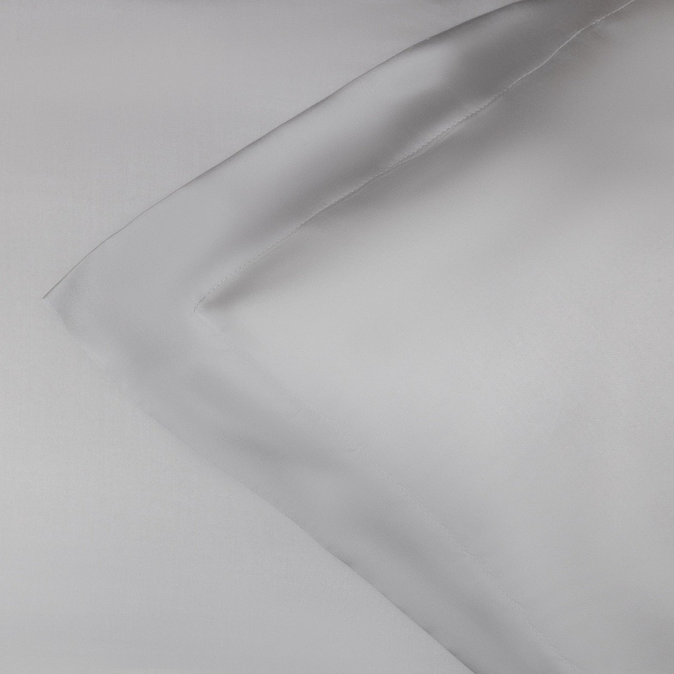 Sleepyhead Eucalyptus Silk Pillow Set in Grey