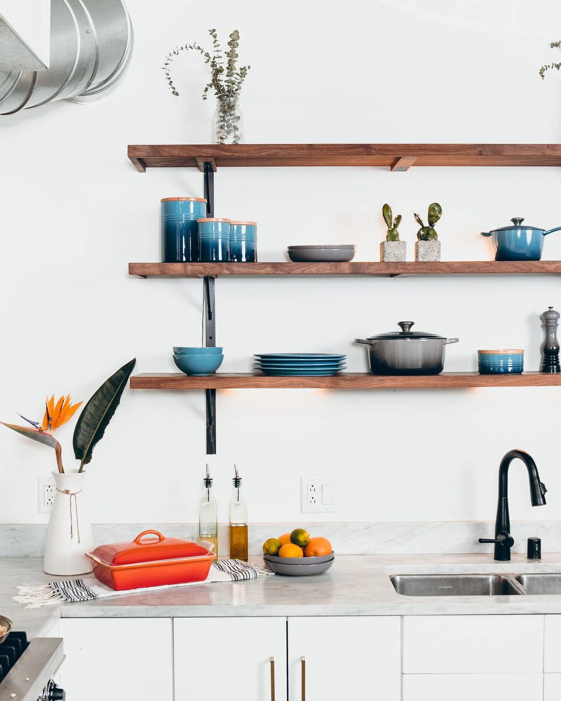 25 Easy Kitchen Wall Decor Ideas