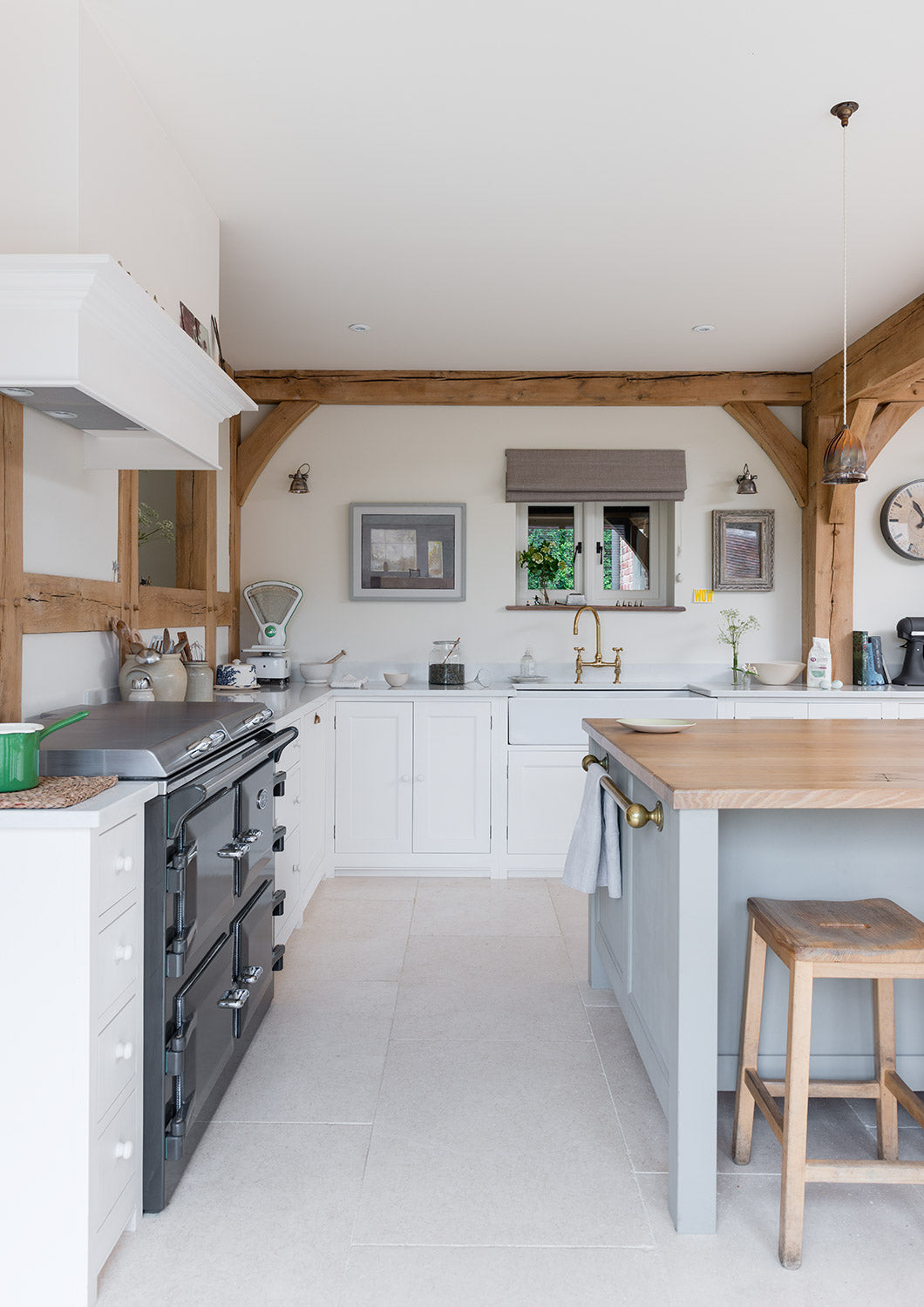 Here's how to get the British country kitchen look - www.lovetohome.co.uk -Photo credit @merryminvera and @border_oak via Instagram https://www.borderoak.com/