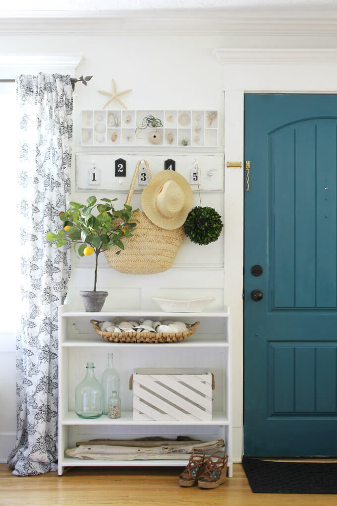 Bring some summer holiday vibes into your home with these easy-to-copy ideas via www.lovetohome.co.uk. Image credit; Emily Sweeten via @thewickerhouse on instagram