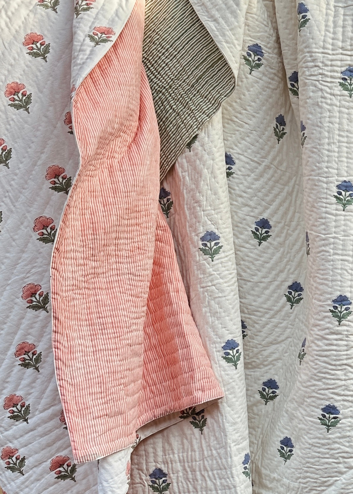 Blue Floral Pique Bed Quilt