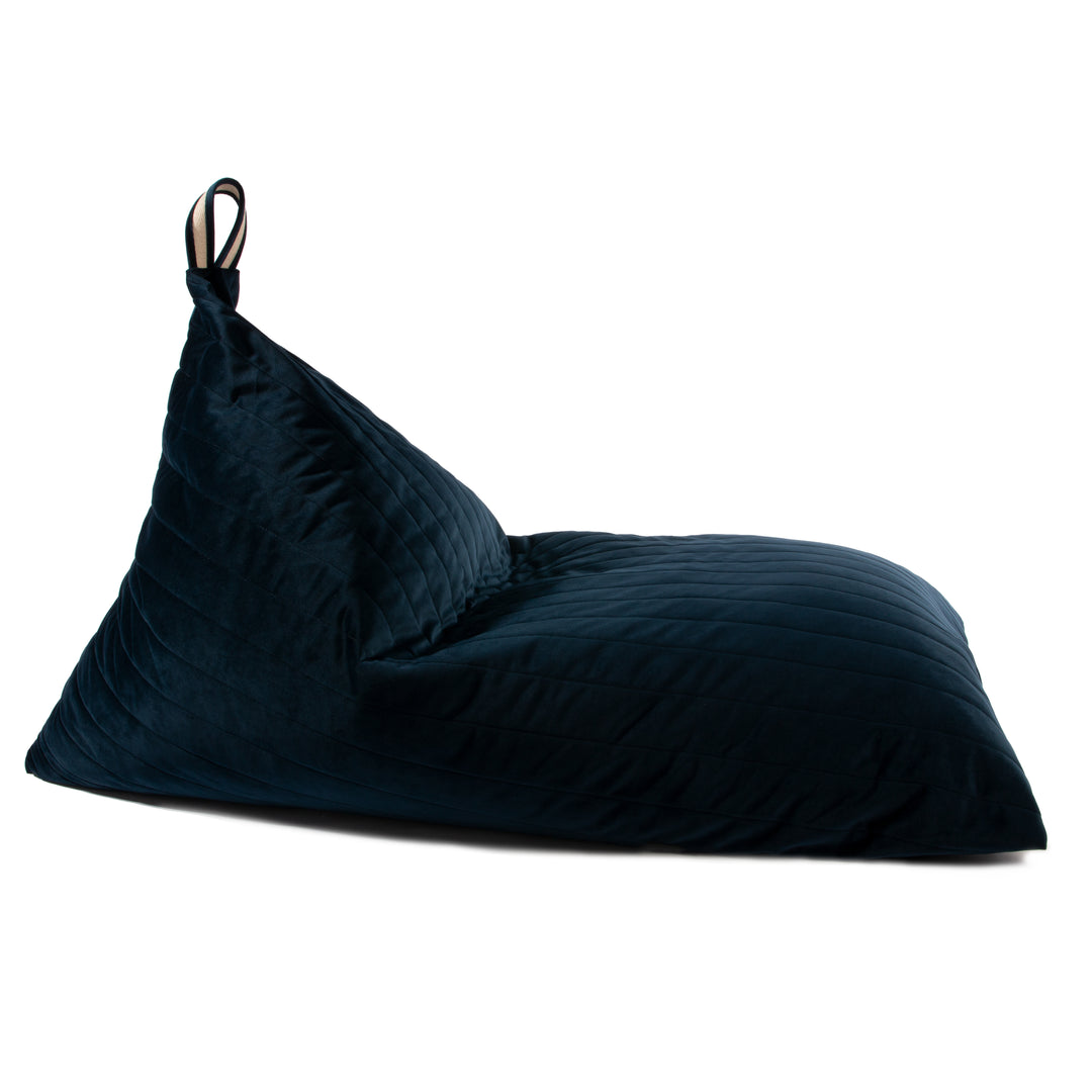 Eco-friendly beanbag with removable cover, ensuring easy cleaning and maintenance