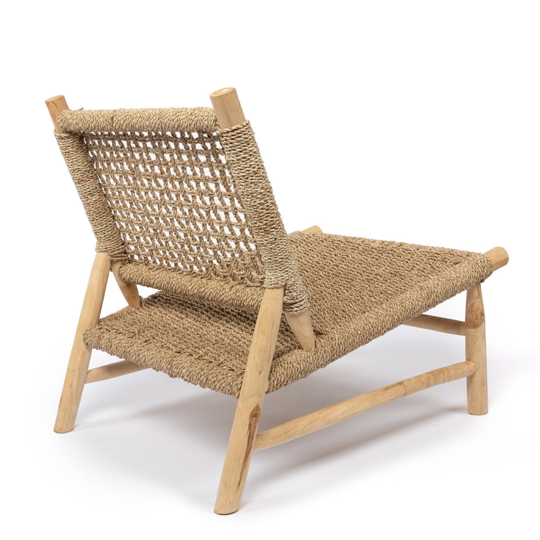 Lightweight sisal seat perfect for balcony or garden settings
