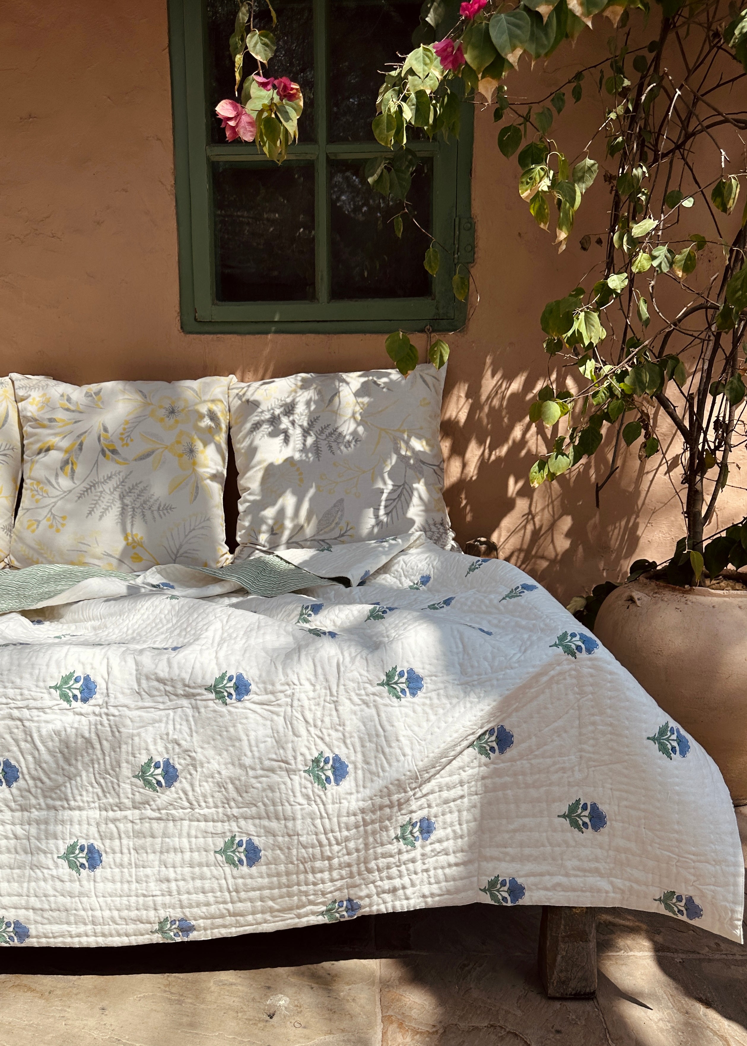 Blue Floral Pique Bed Quilt