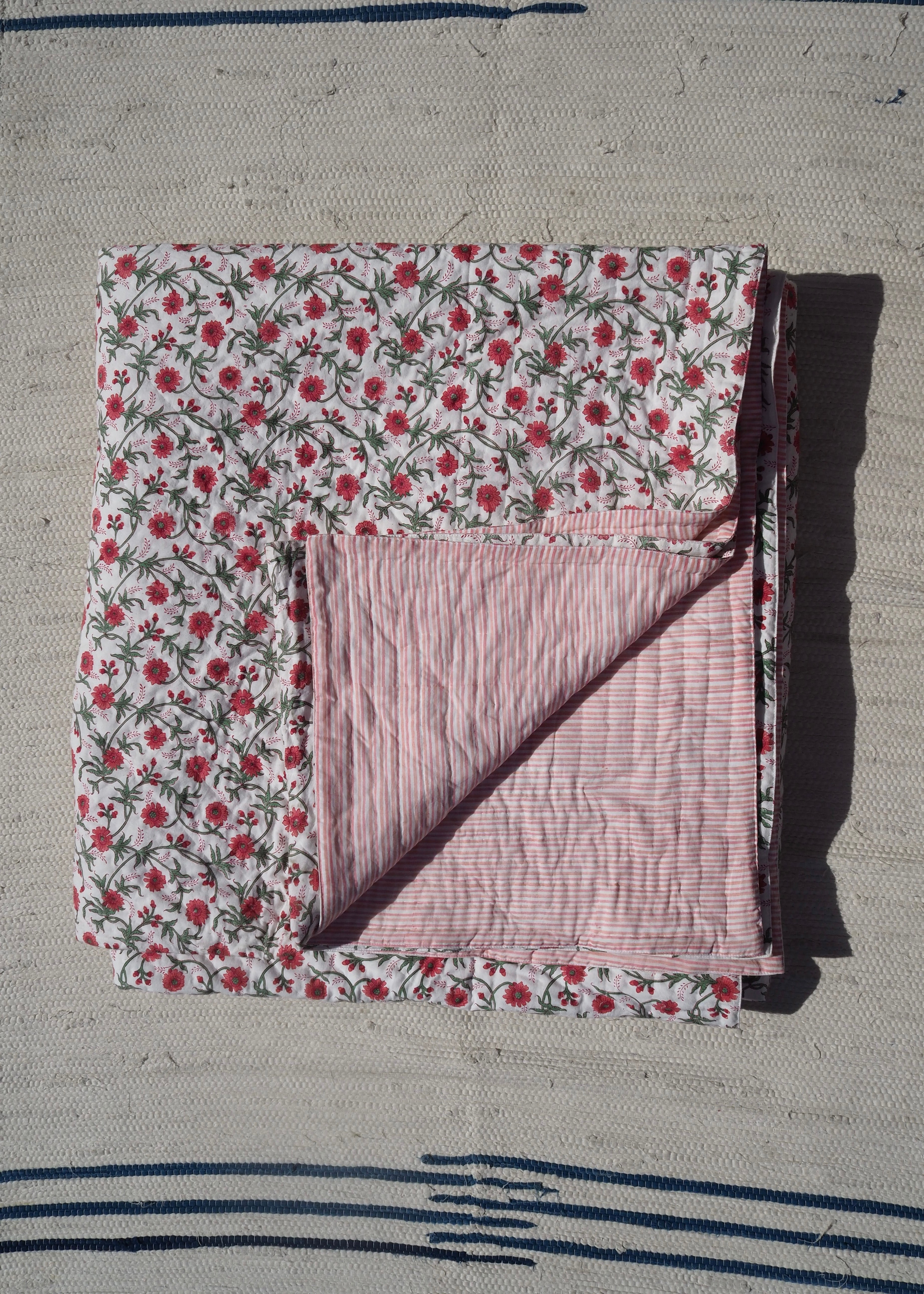 Red Floral Summer Pique Bed Quilt